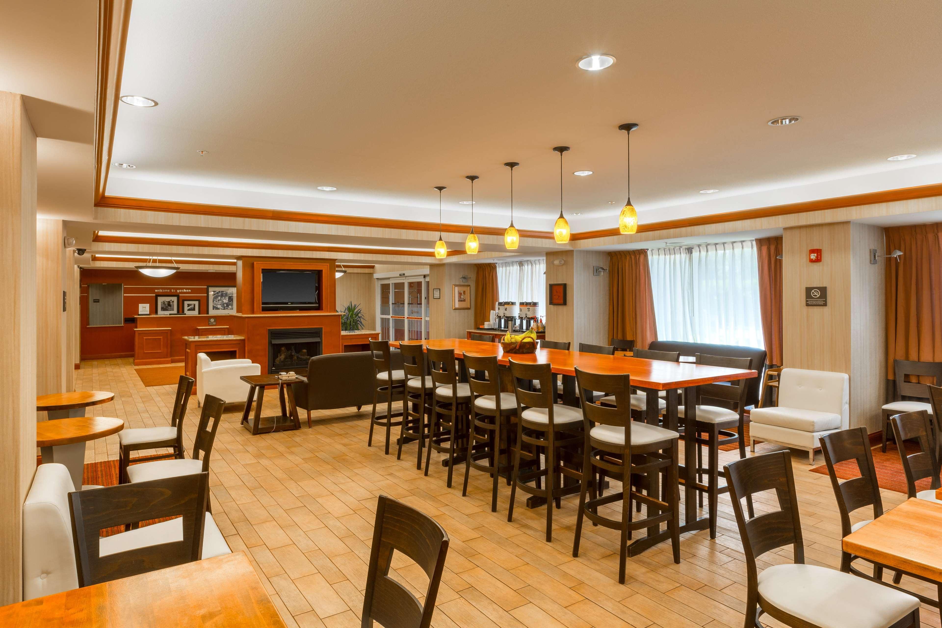 Hampton Inn Goshen Exterior foto
