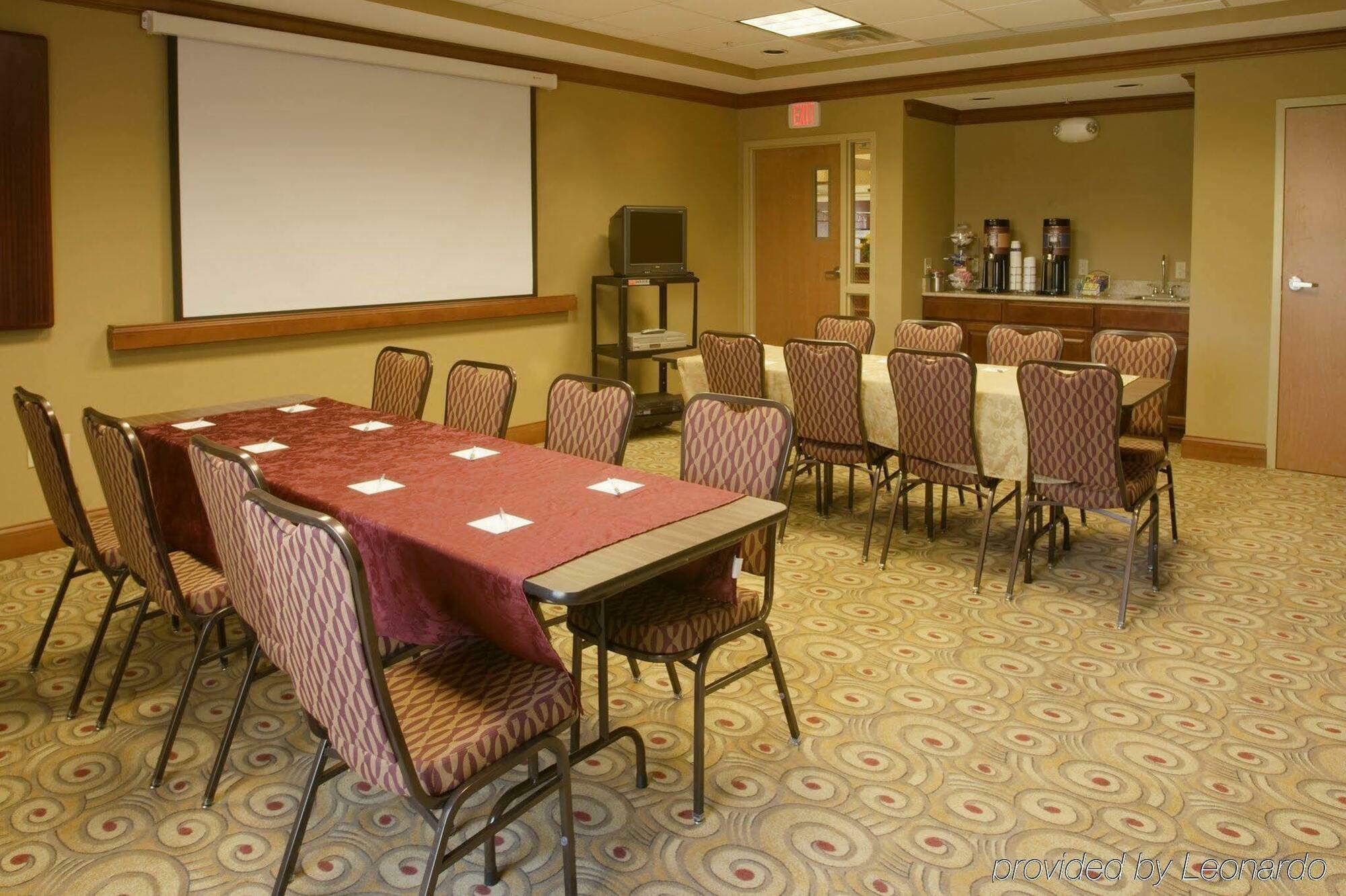Hampton Inn Goshen Facilidades foto